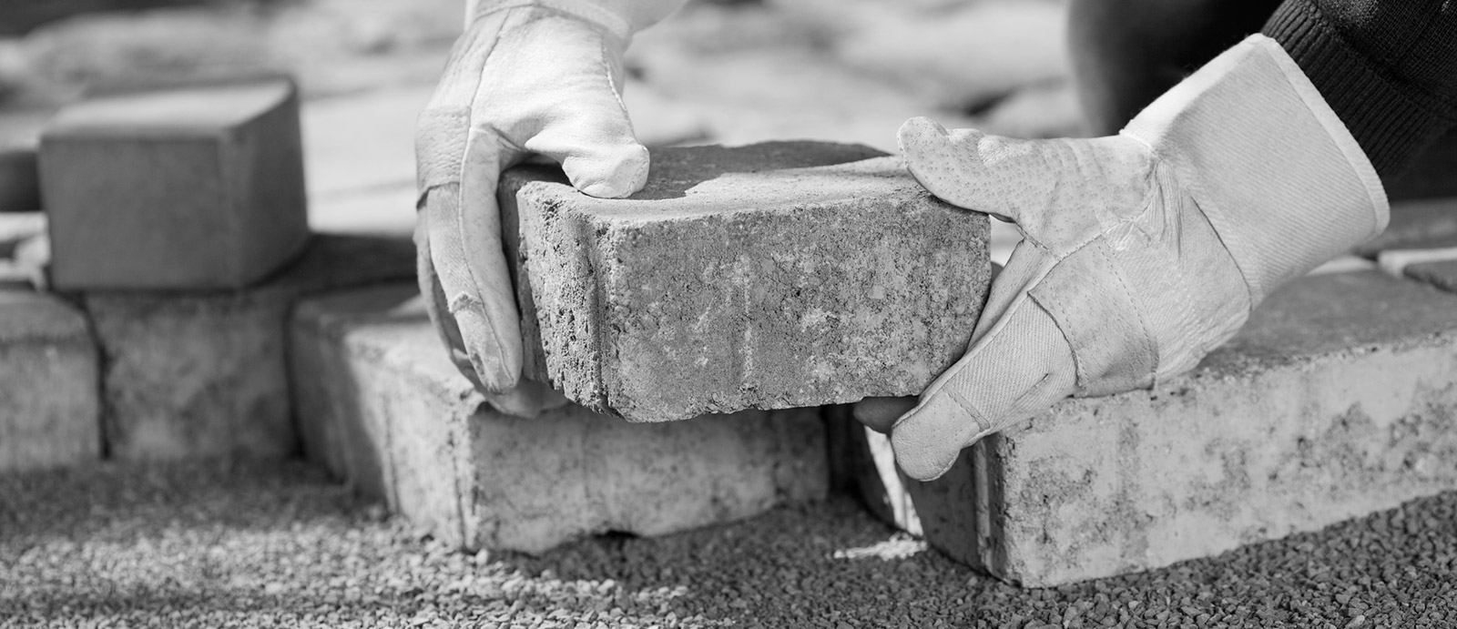 Бордюрный камень на цоколь